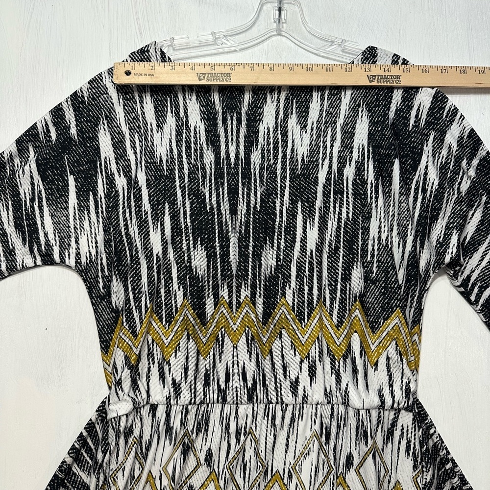 Ellen Tracy Dress Size 8 Black White Yellow Chevron Belted 3/4 Sleeve NWT - Picture 2 of 10